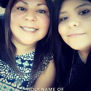 Meet your Posher, Deyanira